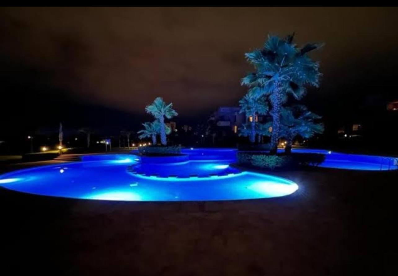 Mini-Villa Situee Dans Une Residence Prestigia A Marrakech, Avec Une Vue Sur La Piscine Et Le Golf Une Securite 24H Sur 24 Et Une Proximite Ideale De L Aeroport 5 Minutes C Est Une Offre Parfaite Pour Des Vacances Marrakesh Eksteriør billede