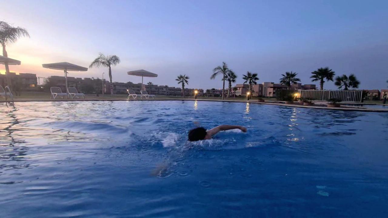 Mini-Villa Situee Dans Une Residence Prestigia A Marrakech, Avec Une Vue Sur La Piscine Et Le Golf Une Securite 24H Sur 24 Et Une Proximite Ideale De L Aeroport 5 Minutes C Est Une Offre Parfaite Pour Des Vacances Marrakesh Eksteriør billede